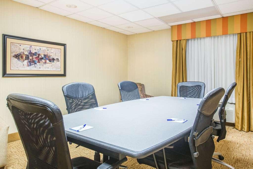 Baymont By Wyndham Savannah South Georgetown Ngoại thất bức ảnh